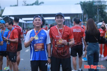 BƯỚC CHẠY CHÀO XUÂN THÀNH PHỐ QUẢNG NGÃI 2024 - Ảnh #1220785