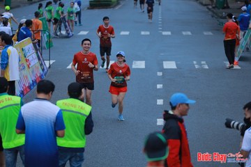 BƯỚC CHẠY CHÀO XUÂN THÀNH PHỐ QUẢNG NGÃI 2024 - Ảnh #1251540