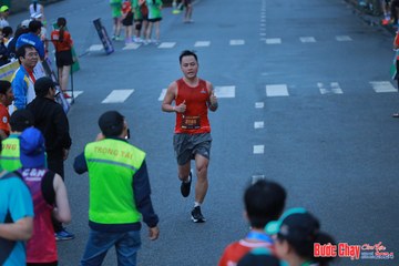 BƯỚC CHẠY CHÀO XUÂN THÀNH PHỐ QUẢNG NGÃI 2024 - Ảnh #1251137
