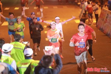 BƯỚC CHẠY CHÀO XUÂN THÀNH PHỐ QUẢNG NGÃI 2024 - Ảnh #1220509