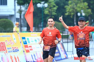 BƯỚC CHẠY CHÀO XUÂN THÀNH PHỐ QUẢNG NGÃI 2024 - Ảnh #1238302