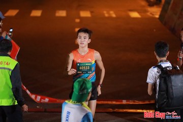 BƯỚC CHẠY CHÀO XUÂN THÀNH PHỐ QUẢNG NGÃI 2024 - Ảnh #1241448