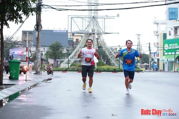 BƯỚC CHẠY CHÀO XUÂN THÀNH PHỐ QUẢNG NGÃI 2024 - Ảnh #1230764