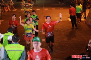BƯỚC CHẠY CHÀO XUÂN THÀNH PHỐ QUẢNG NGÃI 2024 - Ảnh #1248619