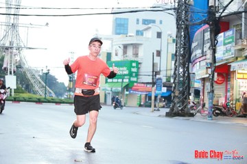BƯỚC CHẠY CHÀO XUÂN THÀNH PHỐ QUẢNG NGÃI 2024 - Ảnh #1230884