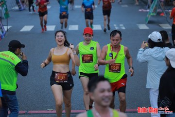 BƯỚC CHẠY CHÀO XUÂN THÀNH PHỐ QUẢNG NGÃI 2024 - Ảnh #1251736