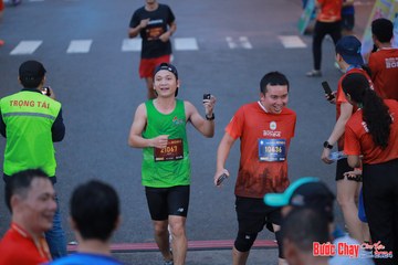 BƯỚC CHẠY CHÀO XUÂN THÀNH PHỐ QUẢNG NGÃI 2024 - Ảnh #1251079