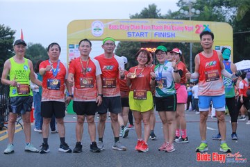 BƯỚC CHẠY CHÀO XUÂN THÀNH PHỐ QUẢNG NGÃI 2024 - Ảnh #1221314