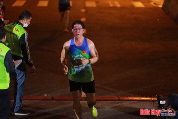 BƯỚC CHẠY CHÀO XUÂN THÀNH PHỐ QUẢNG NGÃI 2024 - Ảnh #1241301