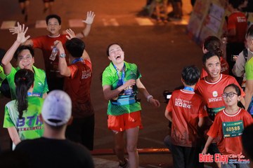 BƯỚC CHẠY CHÀO XUÂN THÀNH PHỐ QUẢNG NGÃI 2024 - Ảnh #1249308