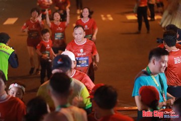 BƯỚC CHẠY CHÀO XUÂN THÀNH PHỐ QUẢNG NGÃI 2024 - Ảnh #1248833