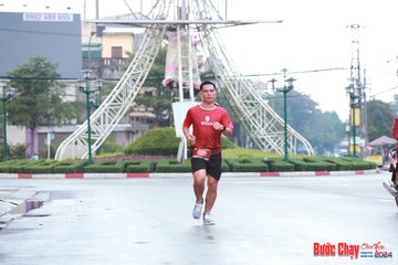 BƯỚC CHẠY CHÀO XUÂN THÀNH PHỐ QUẢNG NGÃI 2024 - Ảnh #1230963