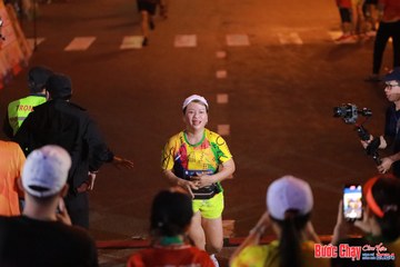 BƯỚC CHẠY CHÀO XUÂN THÀNH PHỐ QUẢNG NGÃI 2024 - Ảnh #1249073