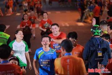 BƯỚC CHẠY CHÀO XUÂN THÀNH PHỐ QUẢNG NGÃI 2024 - Ảnh #1249576