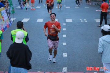 BƯỚC CHẠY CHÀO XUÂN THÀNH PHỐ QUẢNG NGÃI 2024 - Ảnh #1251774