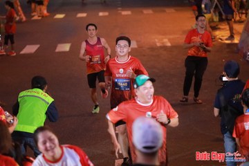 BƯỚC CHẠY CHÀO XUÂN THÀNH PHỐ QUẢNG NGÃI 2024 - Ảnh #1249399