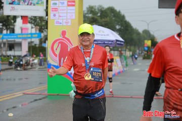 BƯỚC CHẠY CHÀO XUÂN THÀNH PHỐ QUẢNG NGÃI 2024 - Ảnh #1236093