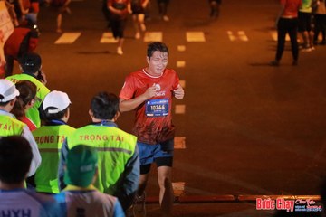 BƯỚC CHẠY CHÀO XUÂN THÀNH PHỐ QUẢNG NGÃI 2024 - Ảnh #1252467