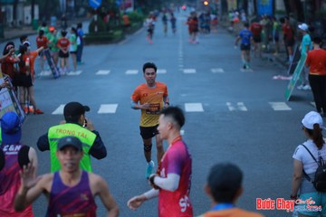 BƯỚC CHẠY CHÀO XUÂN THÀNH PHỐ QUẢNG NGÃI 2024 - Ảnh #1251272