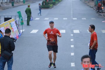 BƯỚC CHẠY CHÀO XUÂN THÀNH PHỐ QUẢNG NGÃI 2024 - Ảnh #1252198