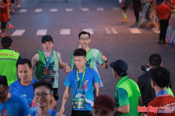 BƯỚC CHẠY CHÀO XUÂN THÀNH PHỐ QUẢNG NGÃI 2024 - Ảnh #1250263