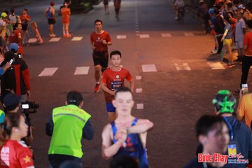 BƯỚC CHẠY CHÀO XUÂN THÀNH PHỐ QUẢNG NGÃI 2024 - Ảnh #1249702