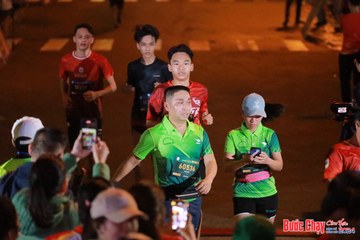 BƯỚC CHẠY CHÀO XUÂN THÀNH PHỐ QUẢNG NGÃI 2024 - Ảnh #1246363