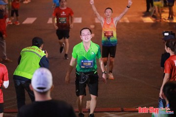 BƯỚC CHẠY CHÀO XUÂN THÀNH PHỐ QUẢNG NGÃI 2024 - Ảnh #1249335