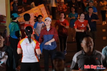 BƯỚC CHẠY CHÀO XUÂN THÀNH PHỐ QUẢNG NGÃI 2024 - Ảnh #1240144