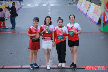 BƯỚC CHẠY CHÀO XUÂN THÀNH PHỐ QUẢNG NGÃI 2024 - Ảnh #1252400