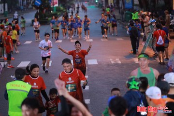 BƯỚC CHẠY CHÀO XUÂN THÀNH PHỐ QUẢNG NGÃI 2024 - Ảnh #1250216