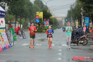 BƯỚC CHẠY CHÀO XUÂN THÀNH PHỐ QUẢNG NGÃI 2024 - Ảnh #1237389