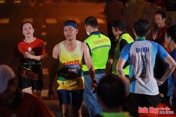 BƯỚC CHẠY CHÀO XUÂN THÀNH PHỐ QUẢNG NGÃI 2024 - Ảnh #1243833