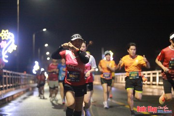 BƯỚC CHẠY CHÀO XUÂN THÀNH PHỐ QUẢNG NGÃI 2024 - Ảnh #1220103