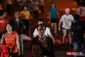 BƯỚC CHẠY CHÀO XUÂN THÀNH PHỐ QUẢNG NGÃI 2024 - Ảnh #1240355