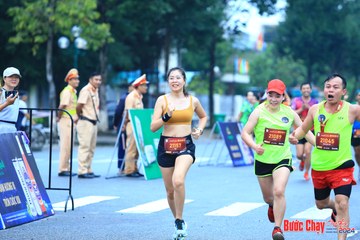 BƯỚC CHẠY CHÀO XUÂN THÀNH PHỐ QUẢNG NGÃI 2024 - Ảnh #1230002