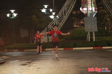 BƯỚC CHẠY CHÀO XUÂN THÀNH PHỐ QUẢNG NGÃI 2024 - Ảnh #1229107