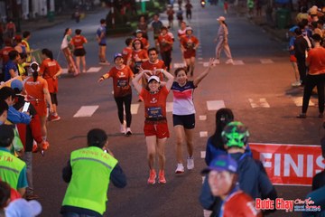 BƯỚC CHẠY CHÀO XUÂN THÀNH PHỐ QUẢNG NGÃI 2024 - Ảnh #1249797