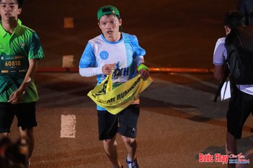BƯỚC CHẠY CHÀO XUÂN THÀNH PHỐ QUẢNG NGÃI 2024 - Ảnh #1241131