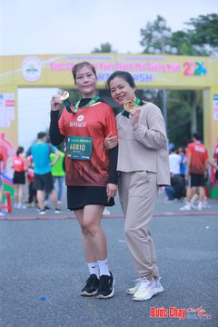 BƯỚC CHẠY CHÀO XUÂN THÀNH PHỐ QUẢNG NGÃI 2024 - Ảnh #1221163