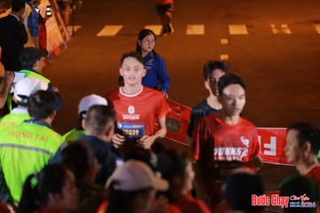 BƯỚC CHẠY CHÀO XUÂN THÀNH PHỐ QUẢNG NGÃI 2024 - Ảnh #1246378