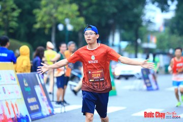BƯỚC CHẠY CHÀO XUÂN THÀNH PHỐ QUẢNG NGÃI 2024 - Ảnh #1231303