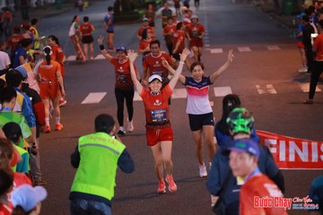 BƯỚC CHẠY CHÀO XUÂN THÀNH PHỐ QUẢNG NGÃI 2024 - Ảnh #1249801