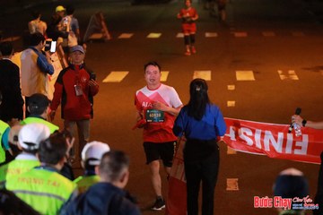 BƯỚC CHẠY CHÀO XUÂN THÀNH PHỐ QUẢNG NGÃI 2024 - Ảnh #1246384