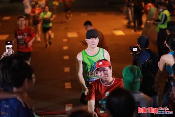 BƯỚC CHẠY CHÀO XUÂN THÀNH PHỐ QUẢNG NGÃI 2024 - Ảnh #1244194