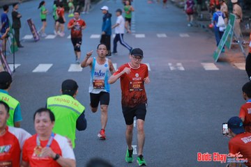 BƯỚC CHẠY CHÀO XUÂN THÀNH PHỐ QUẢNG NGÃI 2024 - Ảnh #1251054