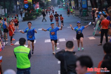 BƯỚC CHẠY CHÀO XUÂN THÀNH PHỐ QUẢNG NGÃI 2024 - Ảnh #1250408