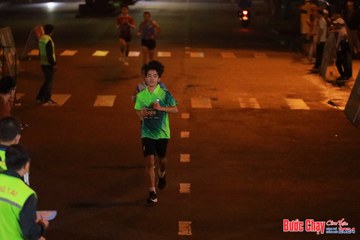 BƯỚC CHẠY CHÀO XUÂN THÀNH PHỐ QUẢNG NGÃI 2024 - Ảnh #1241042