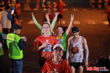 BƯỚC CHẠY CHÀO XUÂN THÀNH PHỐ QUẢNG NGÃI 2024 - Ảnh #1249164