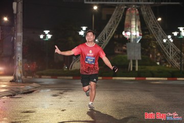 BƯỚC CHẠY CHÀO XUÂN THÀNH PHỐ QUẢNG NGÃI 2024 - Ảnh #1229176